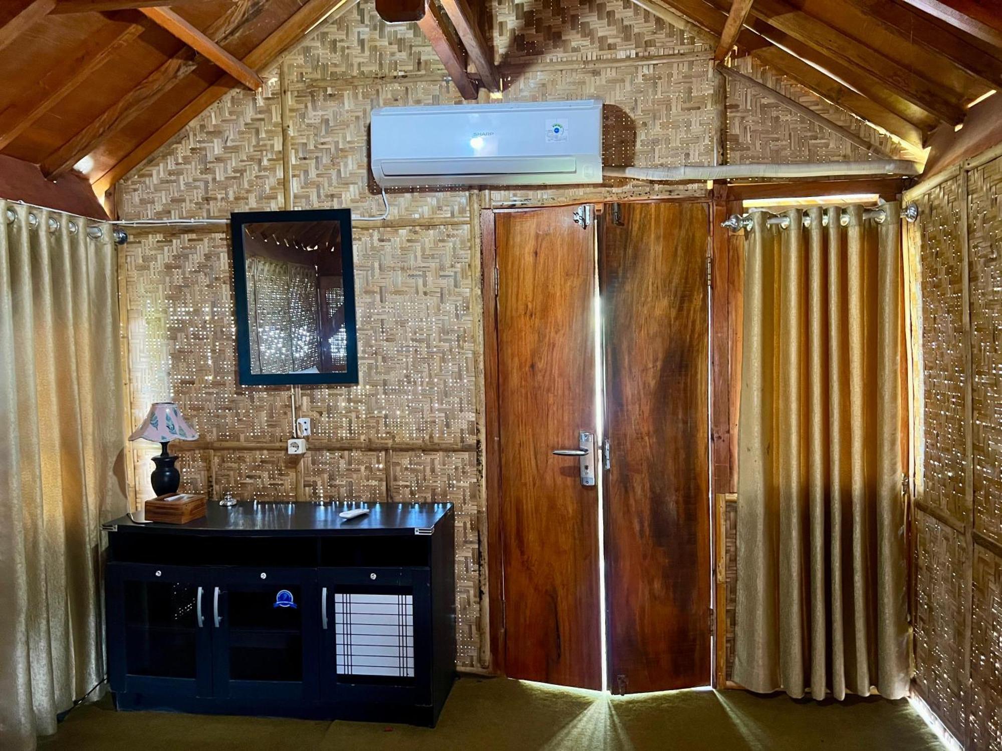 Bello Bungalow Batukliang Экстерьер фото